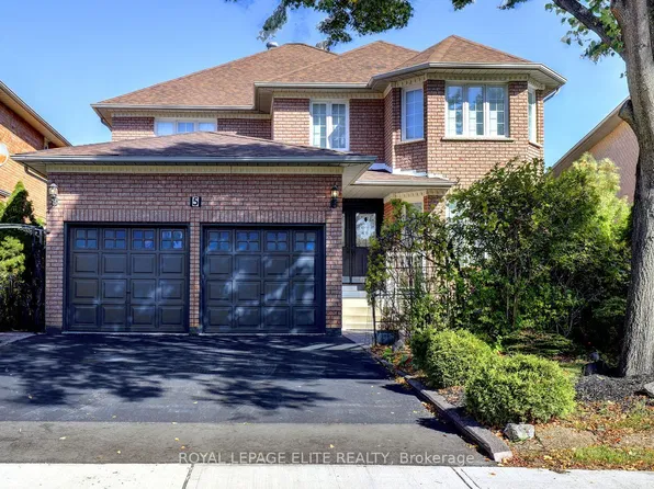 5 Pinecone Way E, Brampton, ON L6R 1N5