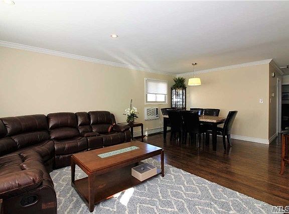 5th image of 2453 Soma Ave