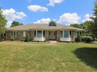450 Round Tower Dr, Saint Charles, MO