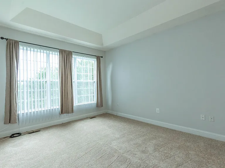 391 Sheerer Dr — Photo 12