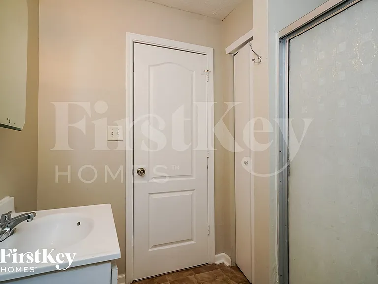 6440 W 15th St — Photo 14