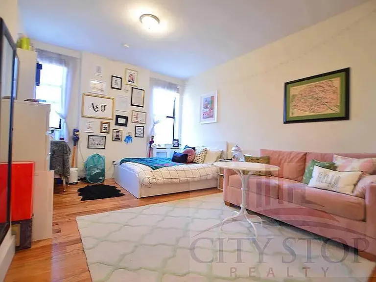 101 W 77th St #3D — Photo 4