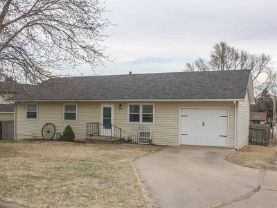 1215 E 5th St, Pratt, KS, 67124