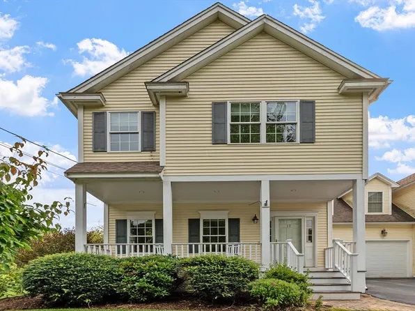 17 Summit St Unit 17, North Andover, MA 01845