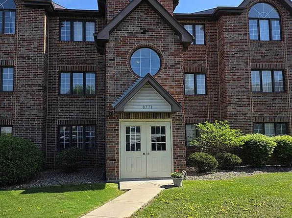 8771 Waterfront Dr APT 1B, Palos Hills, IL 60465