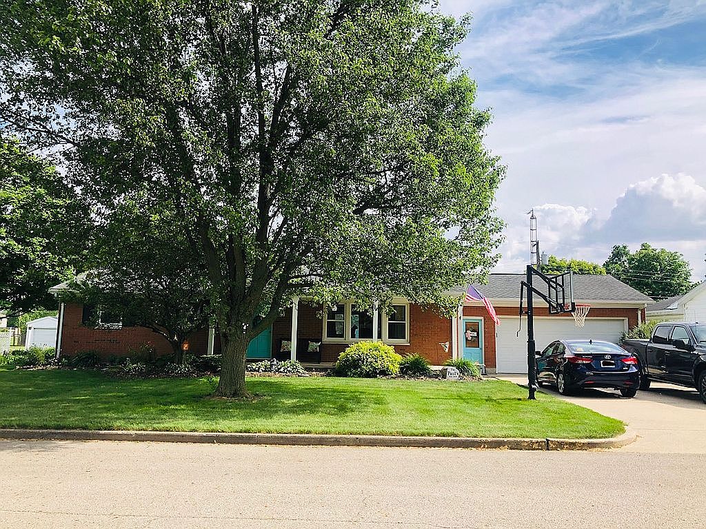 305 Spruce St, Botkins, OH 45306 Zillow