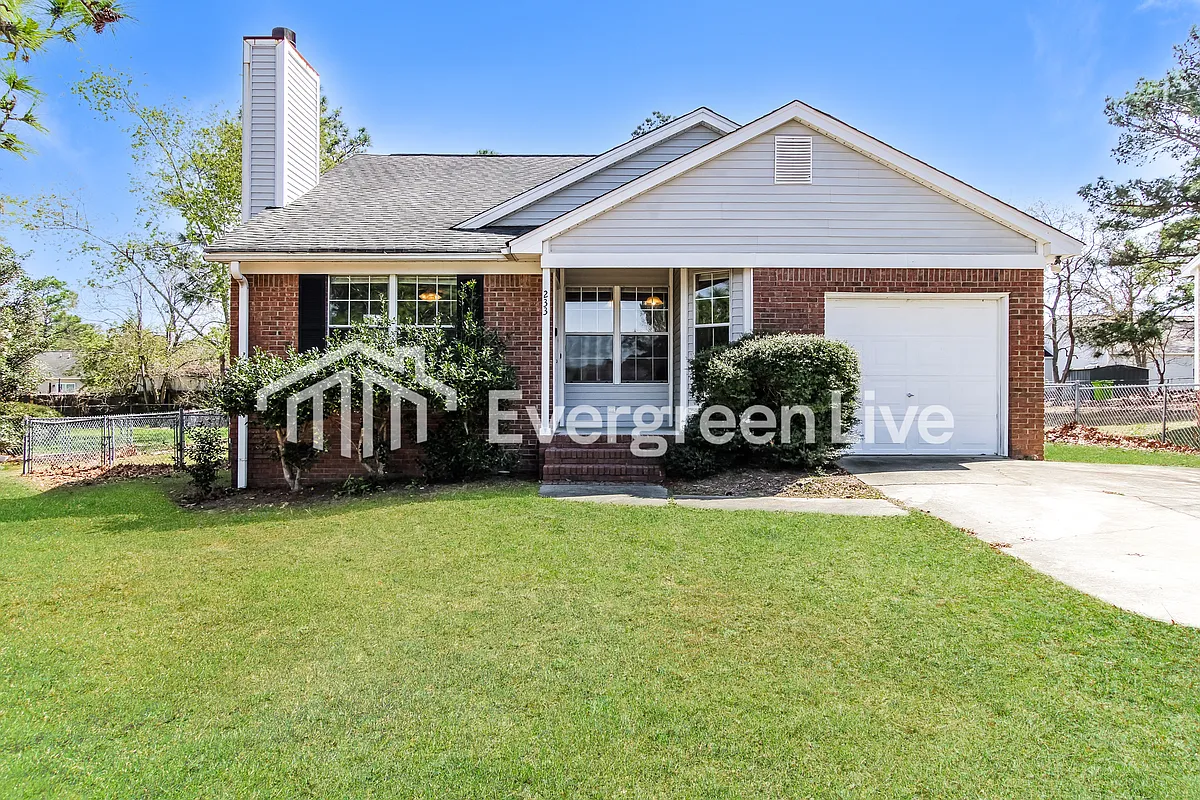 Photo 1 of 15 - 233 Pintail Ln - Columbia, SC Primary Photo - 233 Pintail Ln