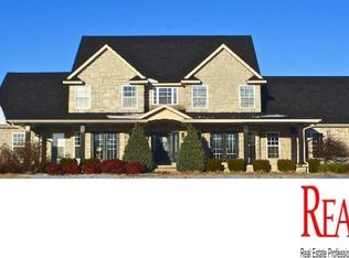 1705 Liam St, Carthage, MO 64836