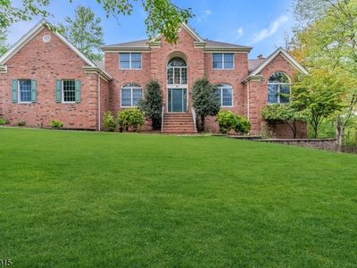 64 Murray Dr, Hillsborough, NJ, 08844