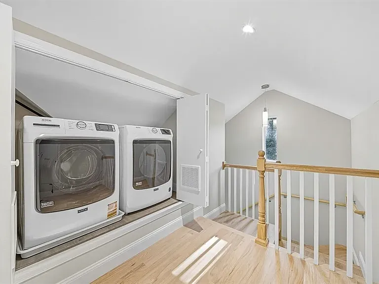 543 Centre St #6 — Photo 6