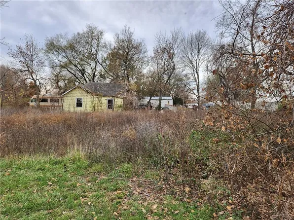 206-208 S Stephens St, Fontana, KS 66026