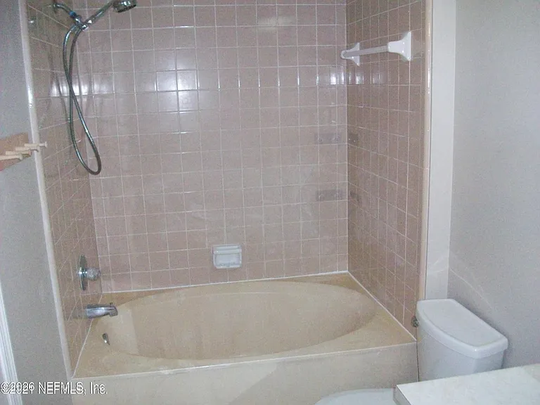 5860 Liska Dr — Photo 13