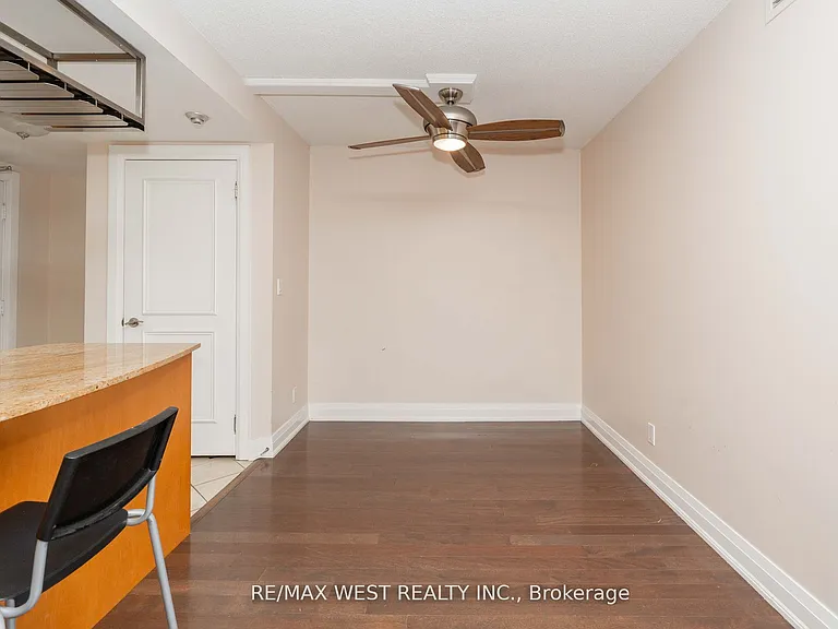 2737 Keele St #817 — Photo 13