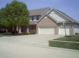 310 Breckenridge Rd, Chatham, IL 62629