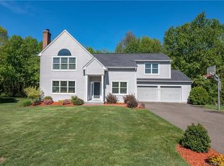 26 Douglas Way, Farmington, CT 06032