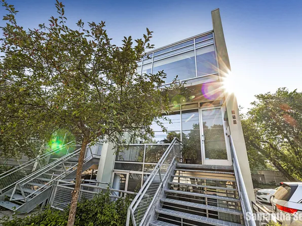 350 Diamond Ave SE, Grand Rapids, MI 49506