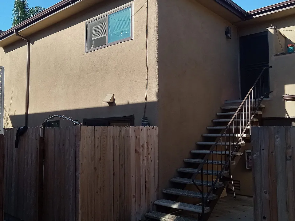 16541 Pro Cir #B