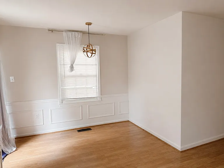 4360 Greenberry Ln — Photo 3