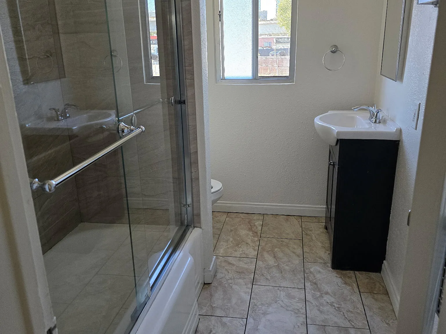 2 bed, 685 sqft, $2,600 — Photo 4