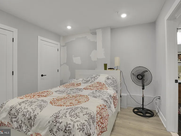 3965 Lancaster Ave #103 — Photo 9