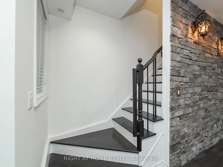 50 Carnation Ave #139 — Photo 11