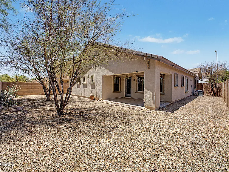13271 W Clarendon Ave — Photo 32