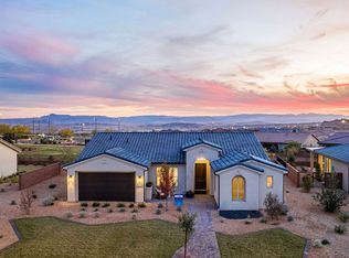 247 W Sunstone Way, Washington, UT 84780