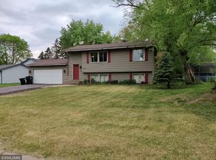 7502 113th Ave N, Champlin, MN 55316