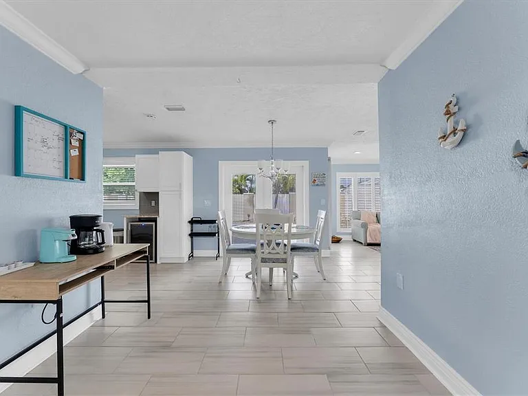 5923 2nd St E — Photo 15