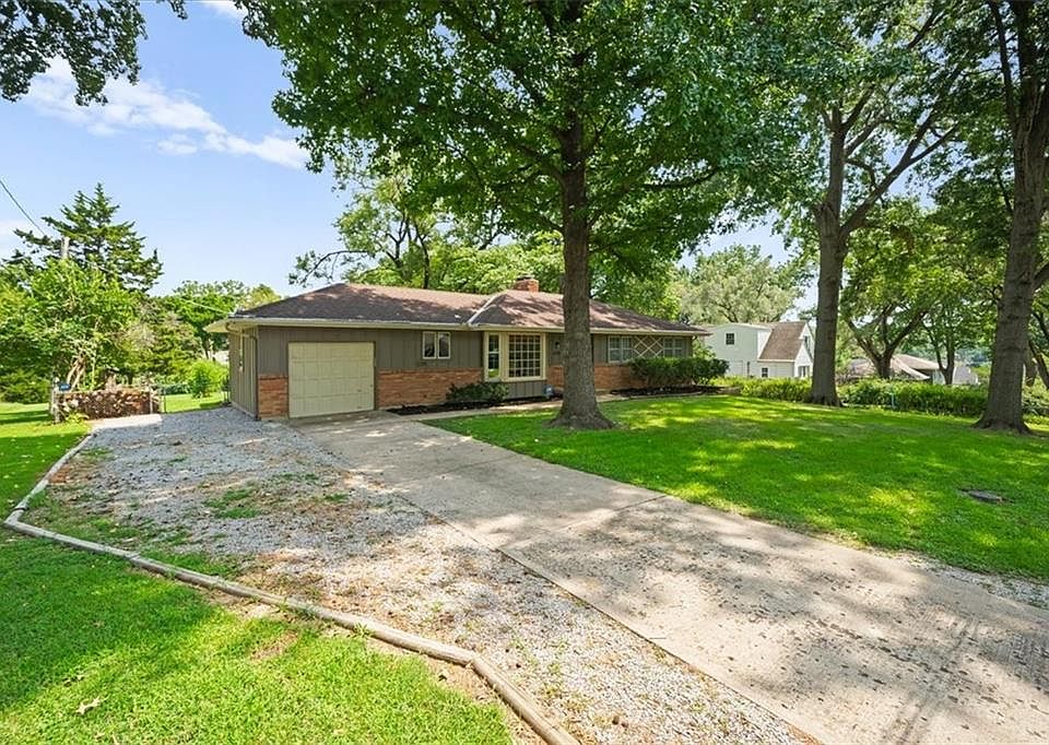 1st image of 6111 Melrose Ln