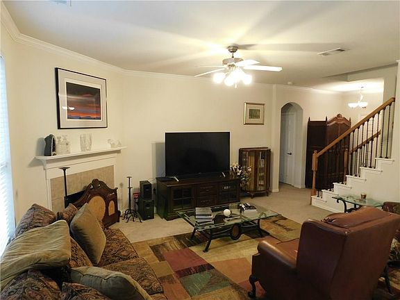 2nd image of 8312 Shasta Dr