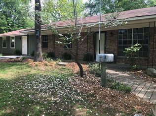 1502 Manor St, Conway, AR 72034