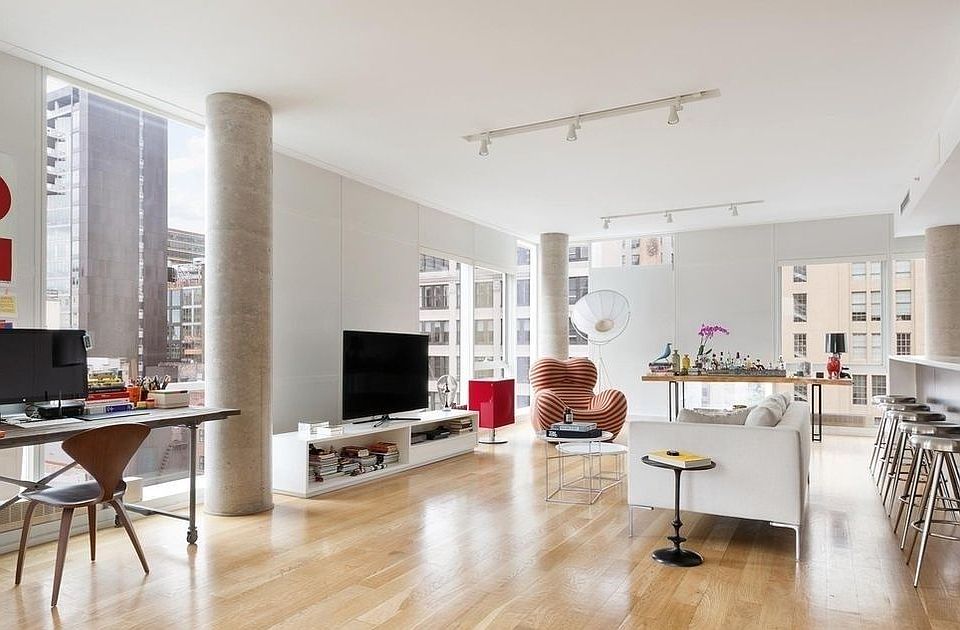 1st image of 245 10th Ave APT 8W