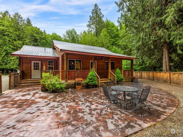 128 Cougar Drive, Packwood, WA 98361