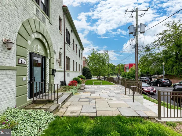 315 Evarts St NE APT 205, Washington, DC 20002