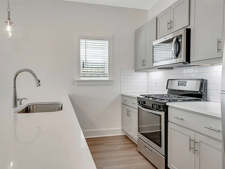 4235 Brevard Blvd — Photo 21