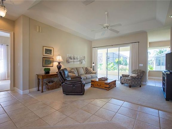 4th image of 233 Golf Vista Cir