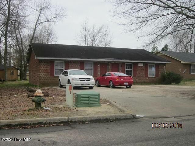 2nd image of 1709 Birchwood Drive SE