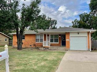 103 SW 45th St, Lawton, OK 73505