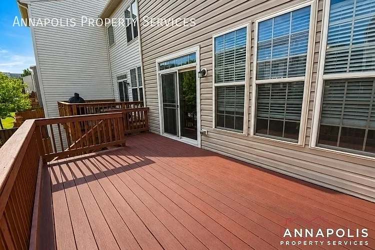 806 Nancy Lynn Ln — Photo 24