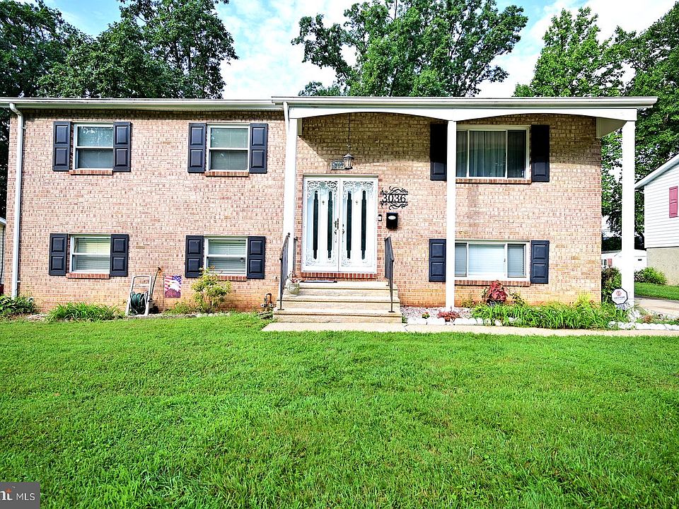 1st image of 3036 Essex Rd