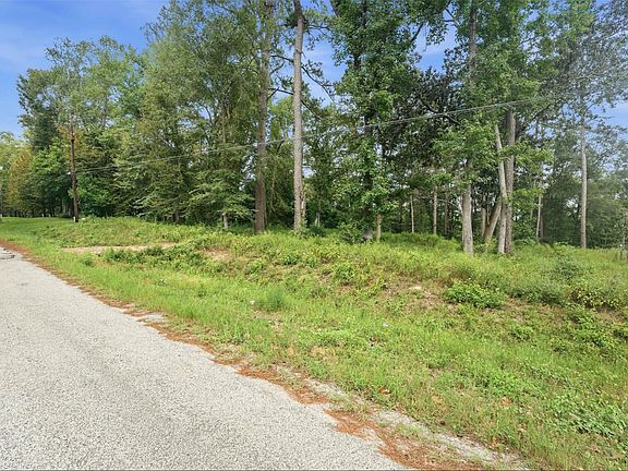 2nd image of 1011 County Road 3709