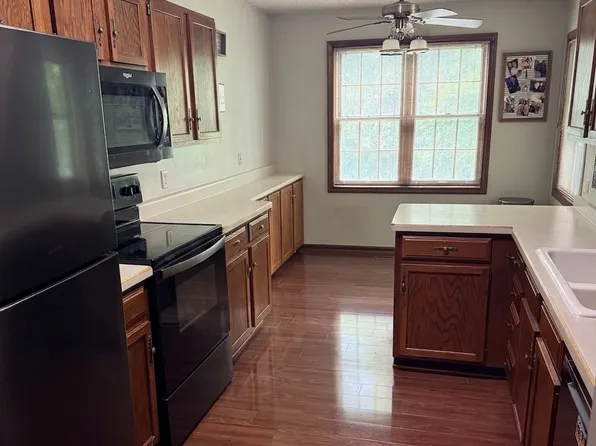 4217 Oakmede Ln, Saint Paul, MN 55110