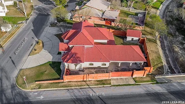 2201 Zacatecas Dr — Photo 65