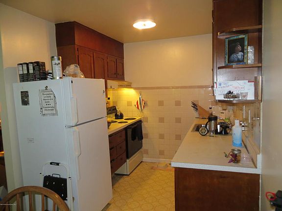 3rd image of 476C Thornbury Ct #100C