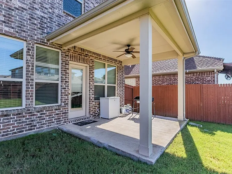 11621 Parade Dr — Photo 30