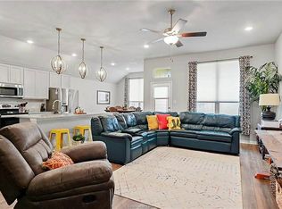 2086 Viva Rd, Bryan, TX 77807