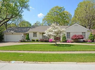 4190 W Valley Dr, Fairview Park, OH 44126