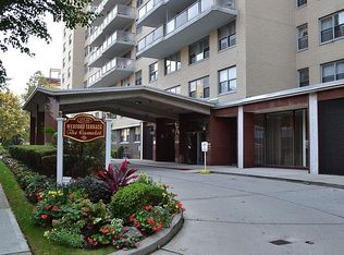 175-01 Hillside Ave #5B, Jamaica, NY 11432