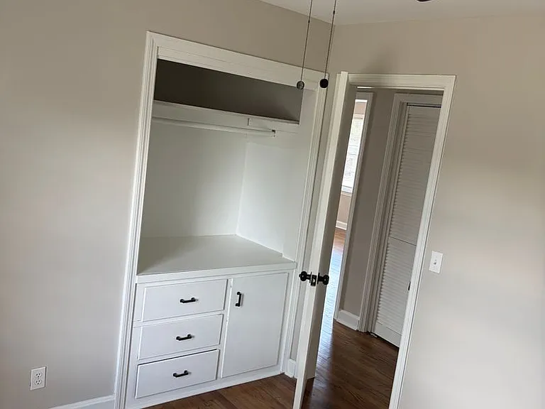 4109 Edwards Rd — Photo 13